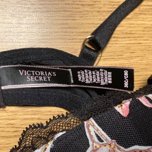 Victoria's Secret Black Lace Bra - Picture 2 of 3